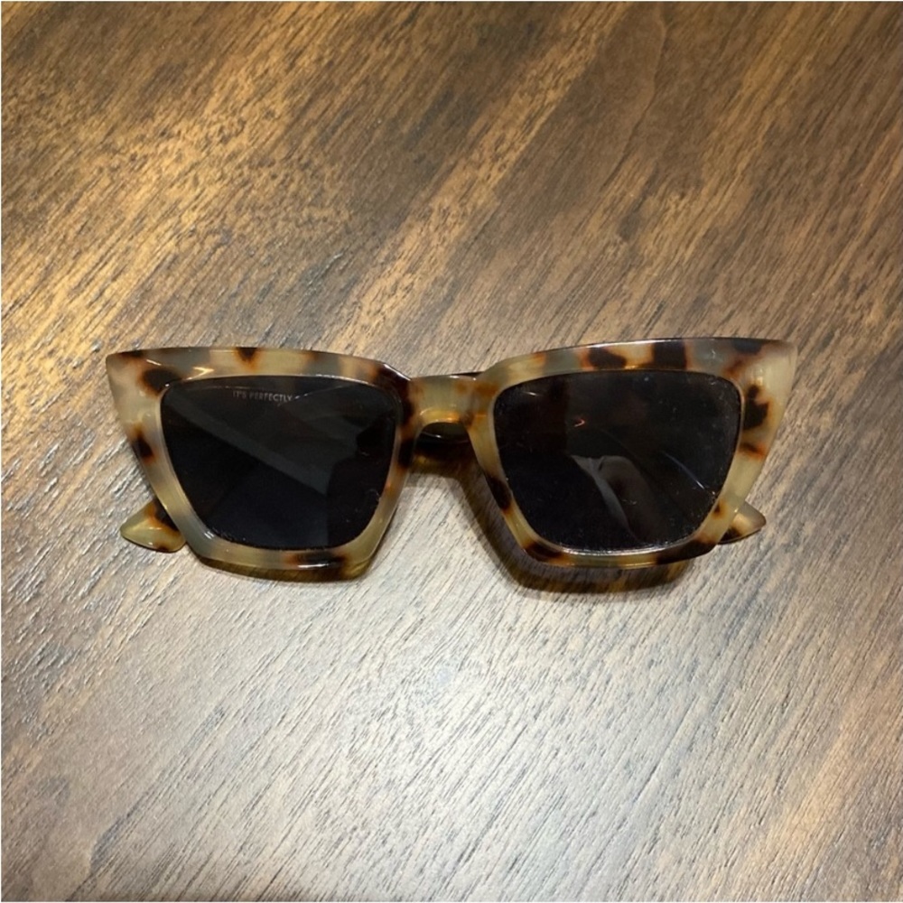 UO Tortoise Sunglasses